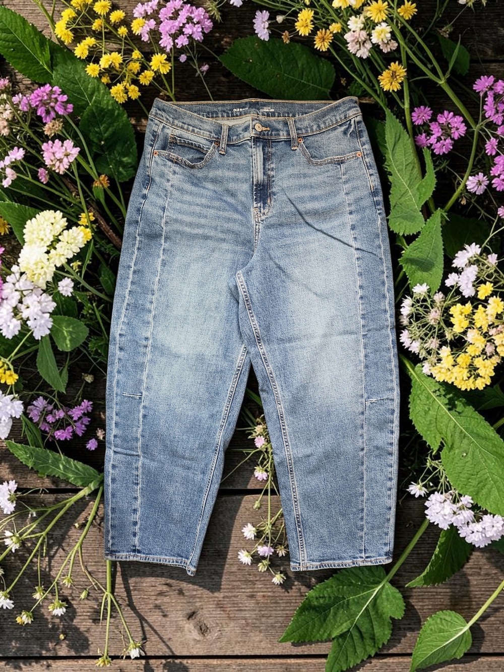 Old Navy Light Blue High-Rise Barrel Leg Jeans Size 14